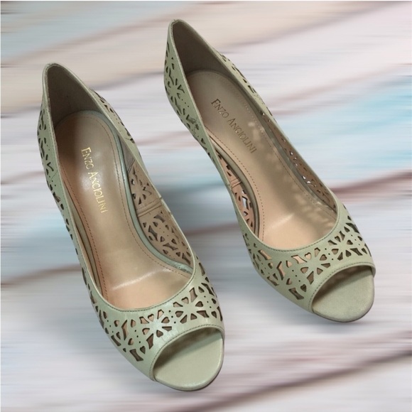 Enzo Angiolini Megastar Mid Heel Pumps Mint Green Lazer Cut Size 7.5 M - Picture 2 of 11